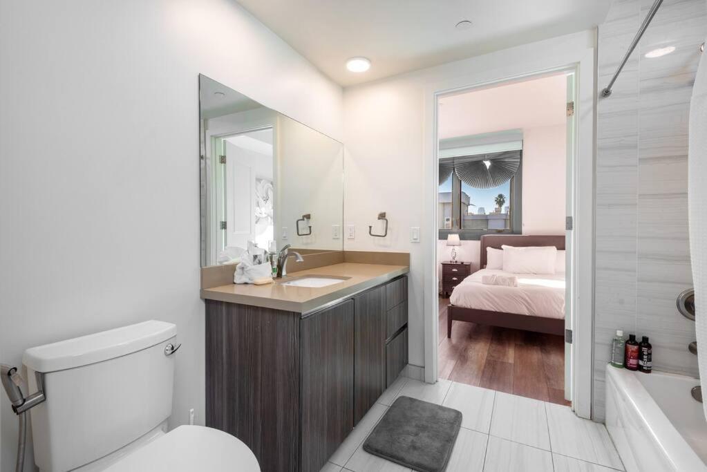 Luxurious Penthouse In Beverly Hills - Sleeps 10 Apartment Los Angeles