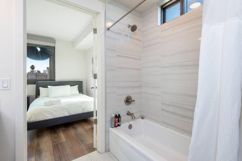Appartamento Luxurious Penthouse In Beverly Hills - Sleeps 10